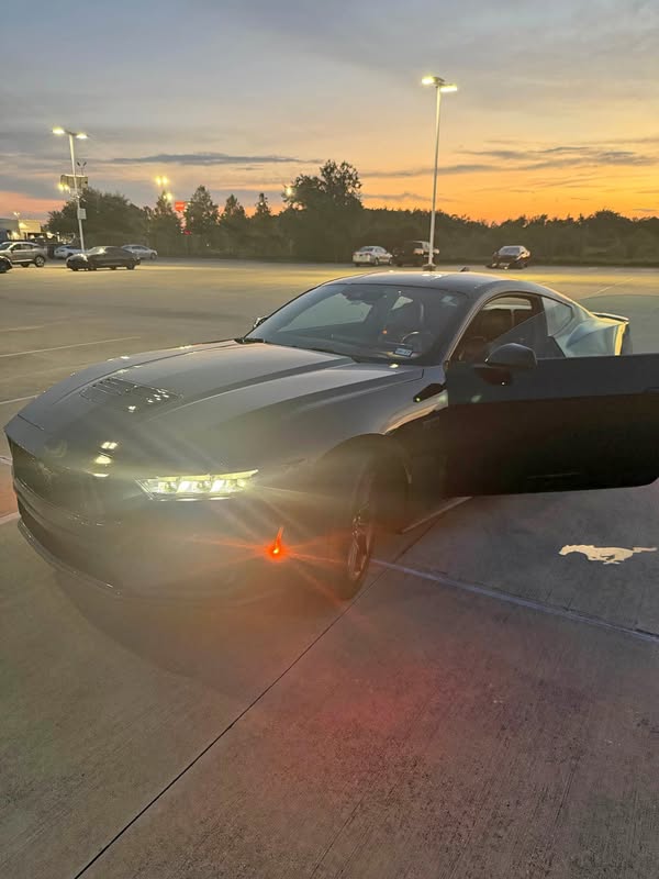 2024 Ford Mustang - 5.0 GT premium