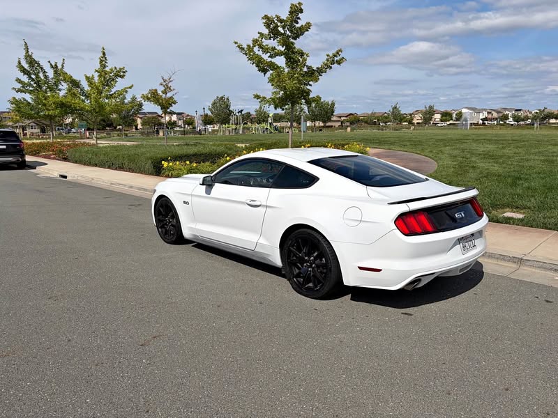 2016 Ford Mustang - GT Coupe 2D
