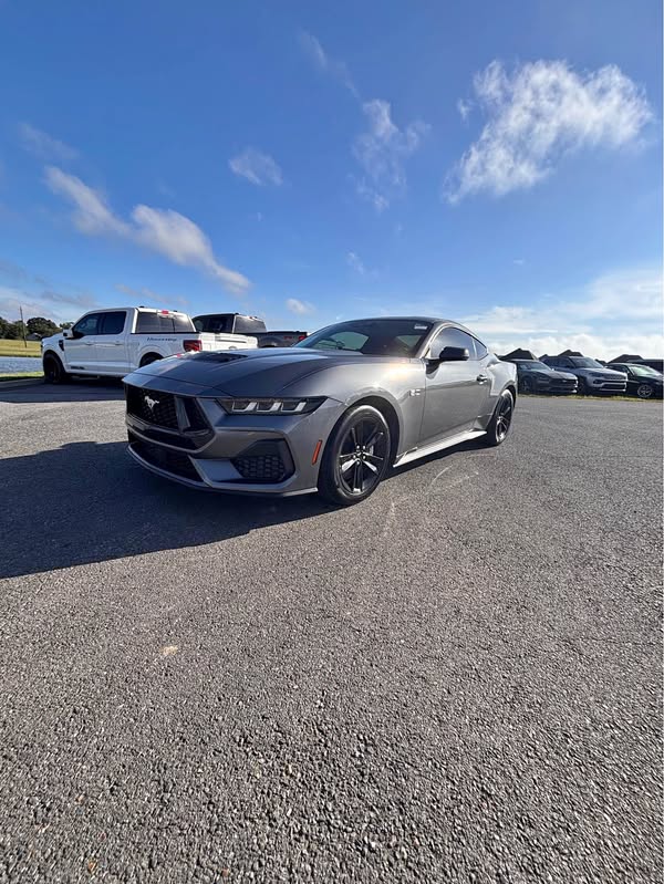 2024 Ford Mustang - GT