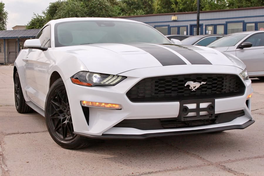 2021 Ford Mustang EcoBoost Fastback