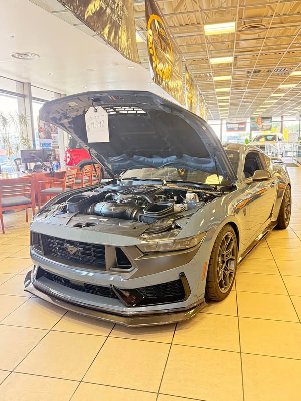 2024 Ford Mustang - Darkhorse