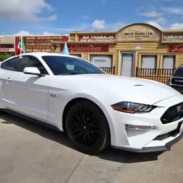 2019 Ford Mustang GT Coupe - Financiamiento en casa