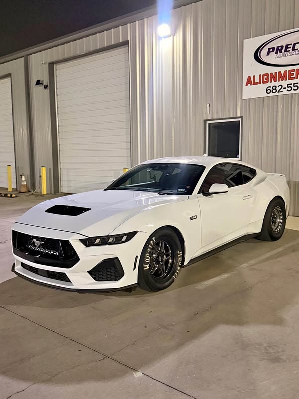 2024 Ford Mustang - GT