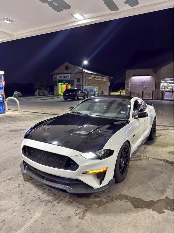 2020 Ford Mustang - GT Premium Coupe 2D