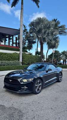 2015 Ford Mustang - Convertible 2D