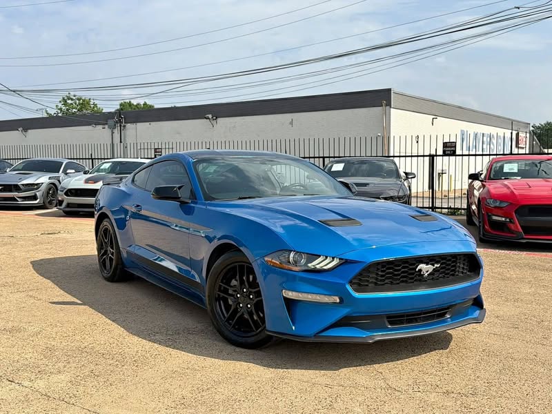2020 Ford Mustang EcoBoost Coupe 2D