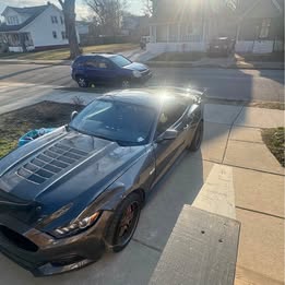 2017 Ford Mustang - GT
