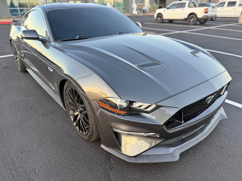 2019 Ford Mustang - Gt v8