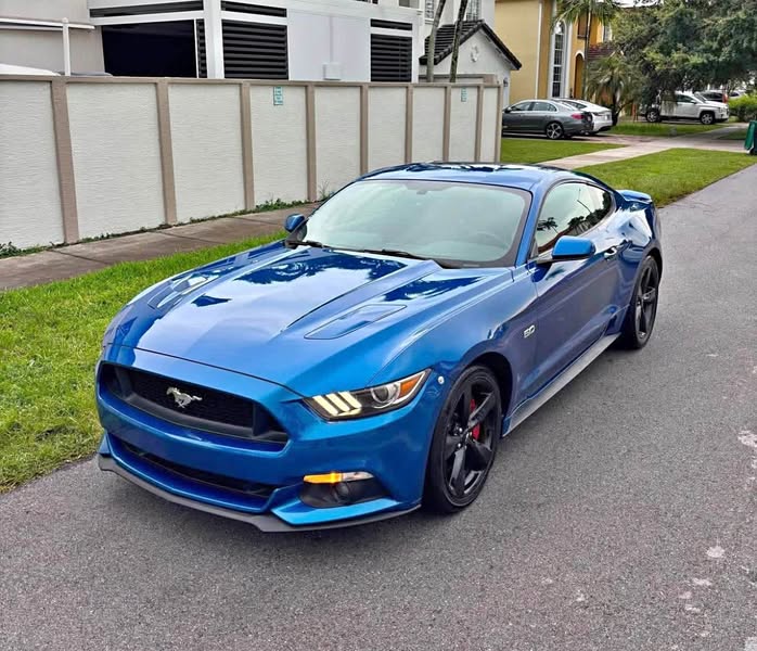 2017 Ford Mustang - Gt