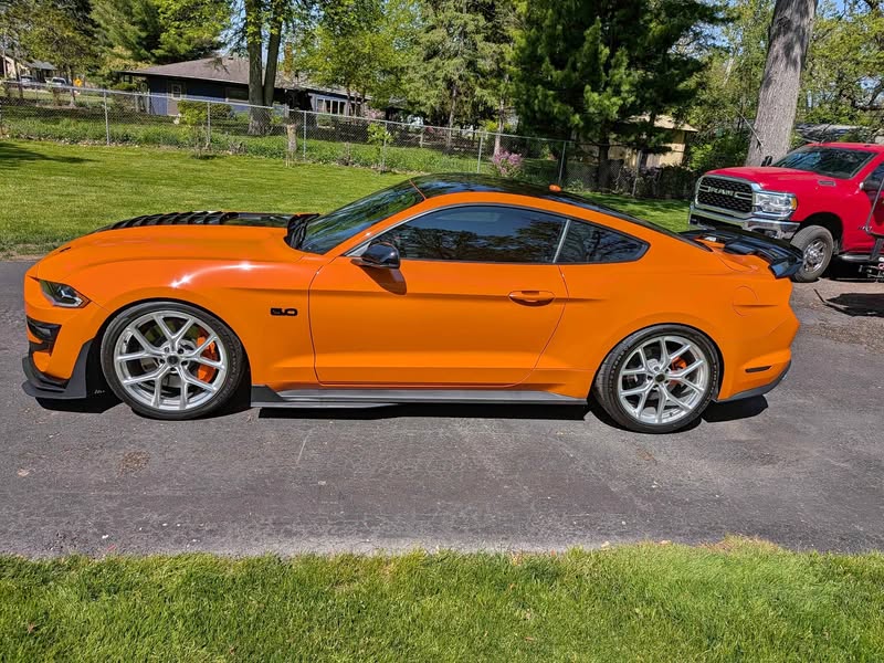 2020 Ford Mustang - GT Premium Coupe 2D