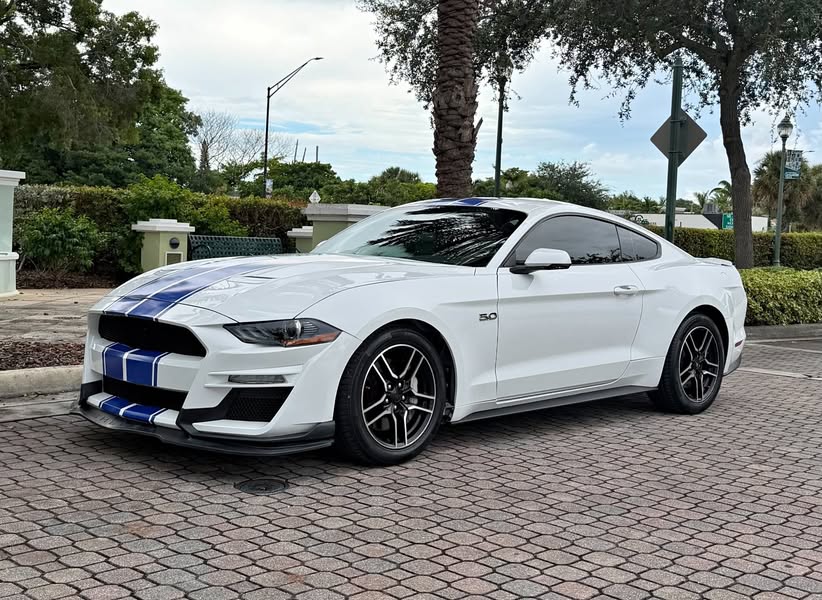 2020 Ford Mustang GT Premium Coupe 2D