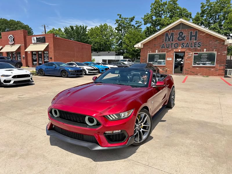 2017 Ford Mustang GT Premium Convertible 2D