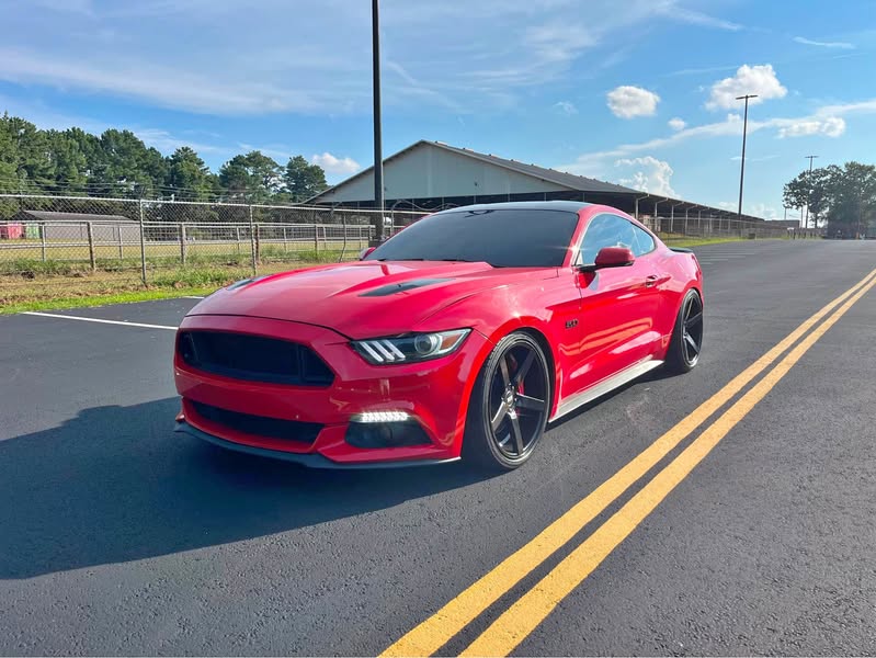 2016 Ford Mustang - GT