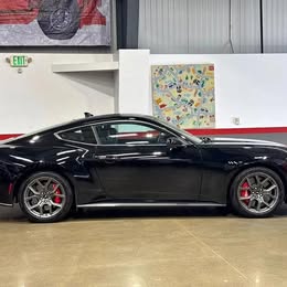 2024 Ford Mustang EcoBoost Fastback