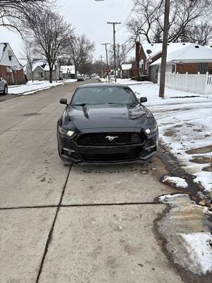 2017 Ford Mustang - GT