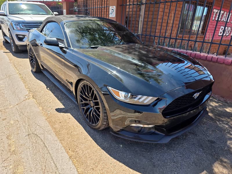 2017 Ford Mustang - Convertible 2D