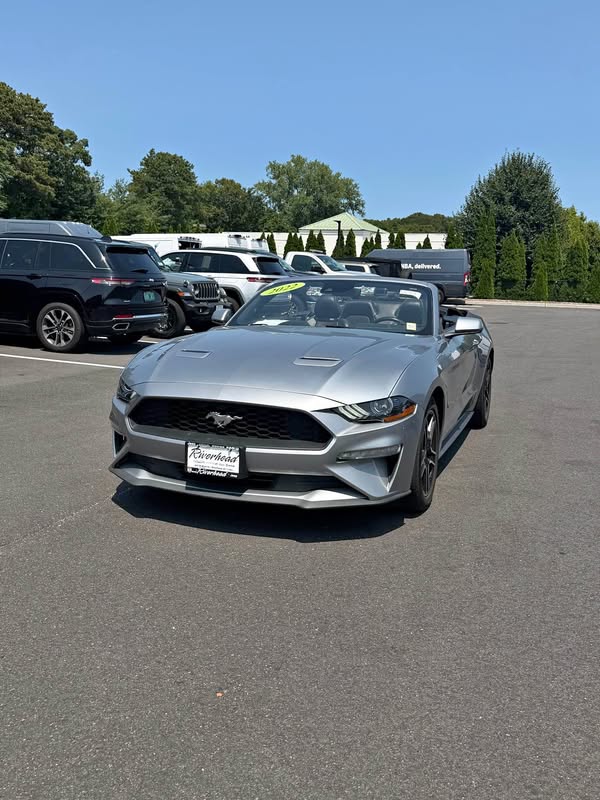 2022 Ford Mustang