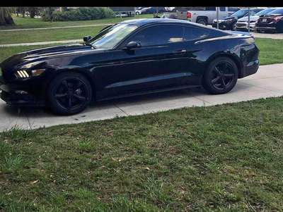2016 Ford Mustang - V6