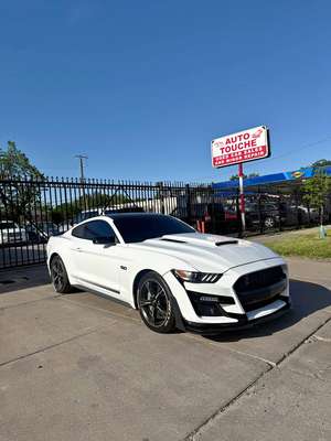 2017 Ford Mustang - GT
