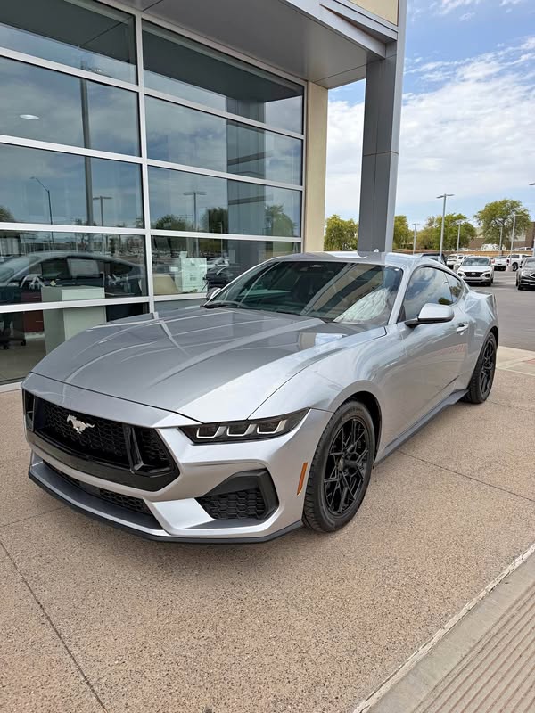 2024 Ford Mustang - Ecoboost