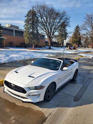2020 Ford Mustang - Convertible 2D