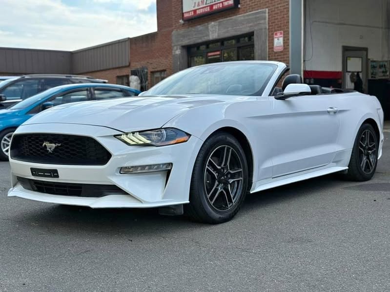 2022 Ford Mustang