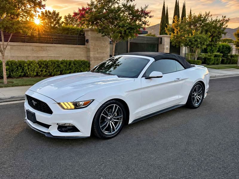 2016 Ford Mustang - Ecoboost Premium