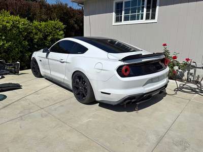 2019 Ford Mustang - Ecoobost premium