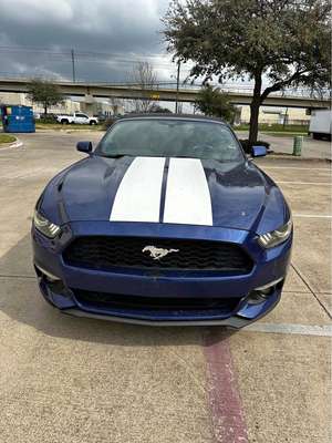 2015 Ford Mustang - Deluxe Convertible 2D