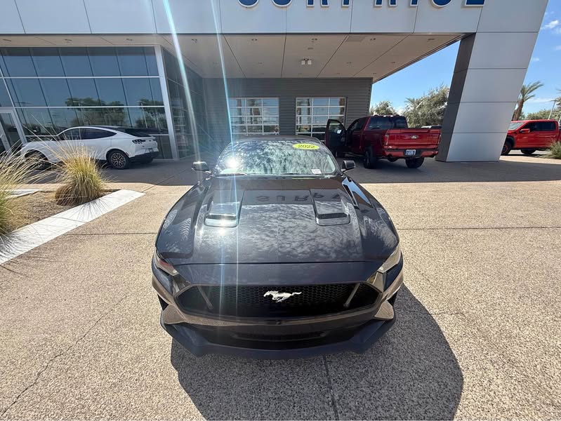 2022 Ford Mustang - GT PREMIUM