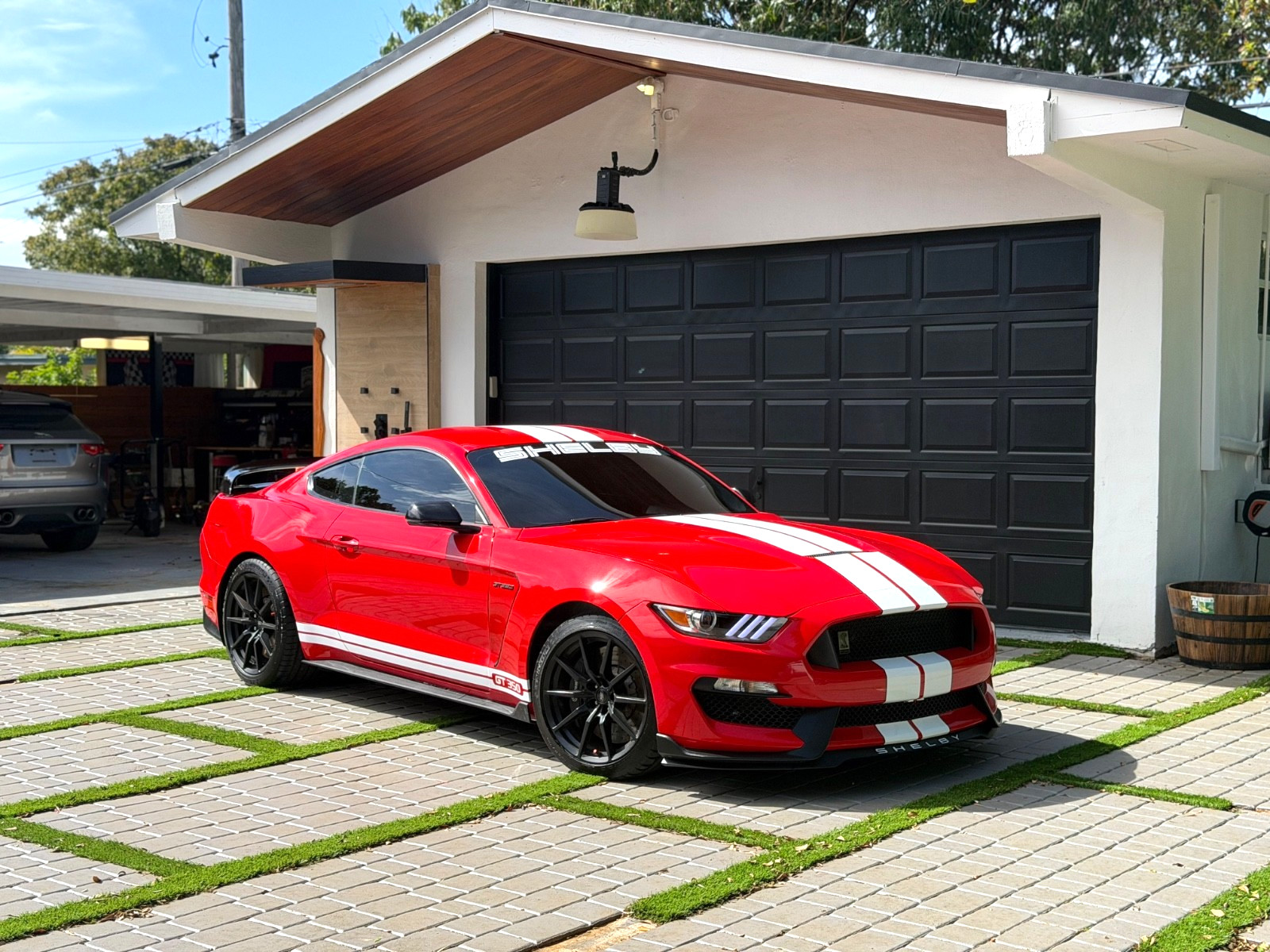 2018 Ford Mustang SHELBY GT350 RACE RED 17K MILES ONLY!!