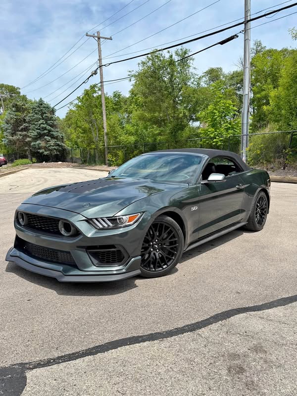 2016 FORD MUSTANG GT  Premium