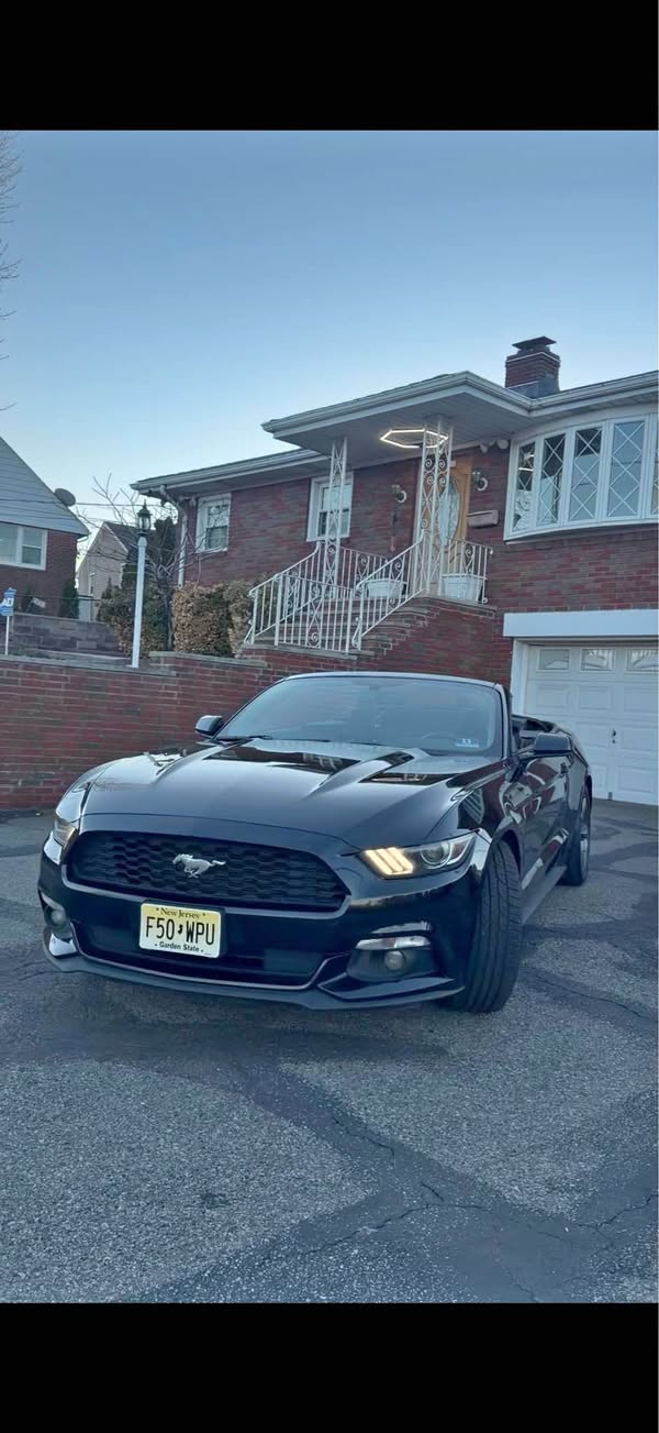 2016 Ford Mustang - V6 Convertible 2D