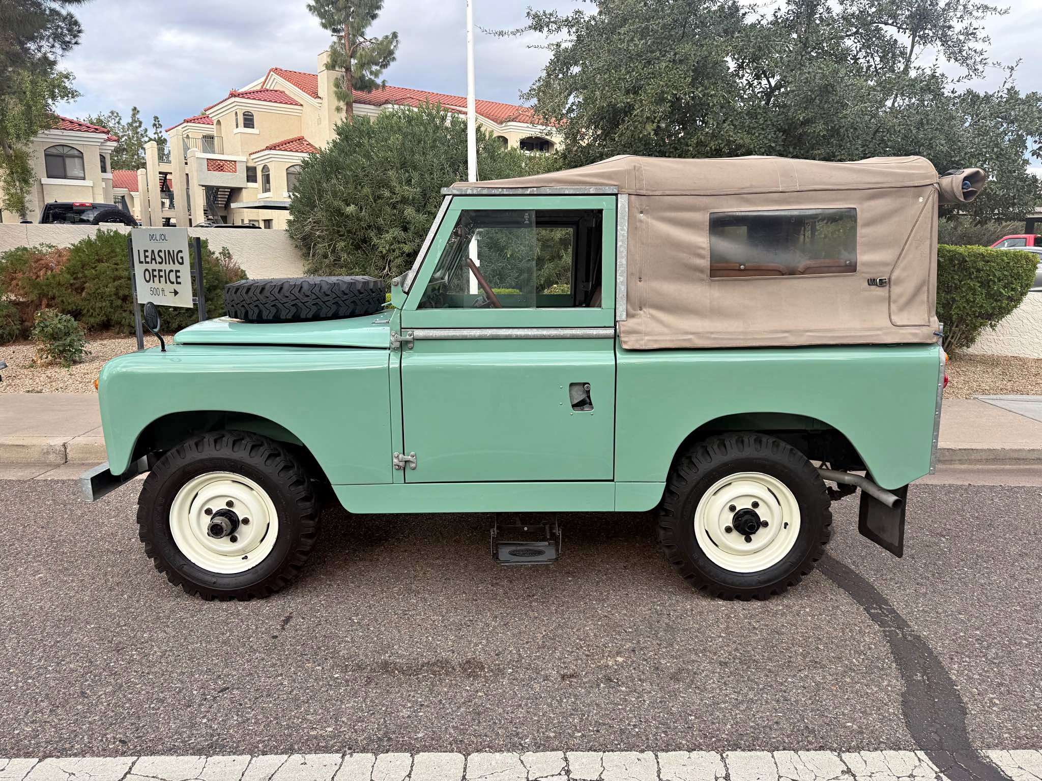 1969 Land Rover Series 2a