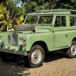 1970 Land Rover Series IIA