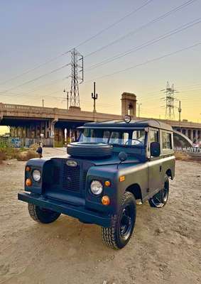 1970 Land Rover series 2a - Black
