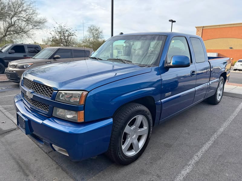 2004 Chevrolet Silverado - SS