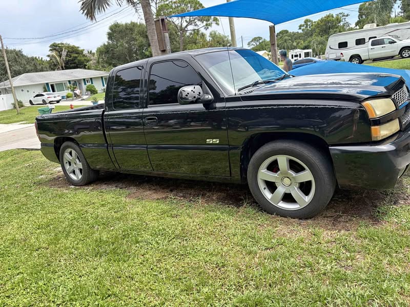 2004 Chevrolet Silverado - SS