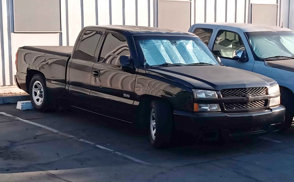 2004 Chevrolet Silverado (Classic) 1500 Extended Cab - SS Pickup 4D 6 1\/2 ft
