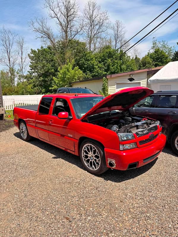 2005 Chevrolet Silverado - SS
