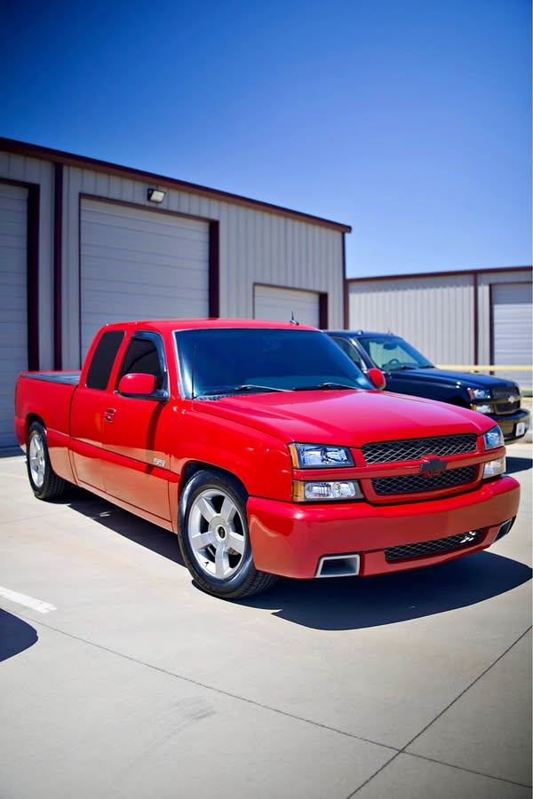 2003 Chevrolet Silverado 1500 Extended Cab - SS Pickup 4D 6 1\/2 ft