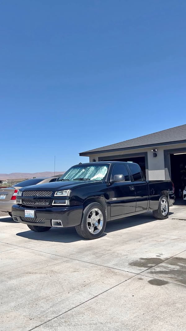 2003 Chevrolet Silverado - SS