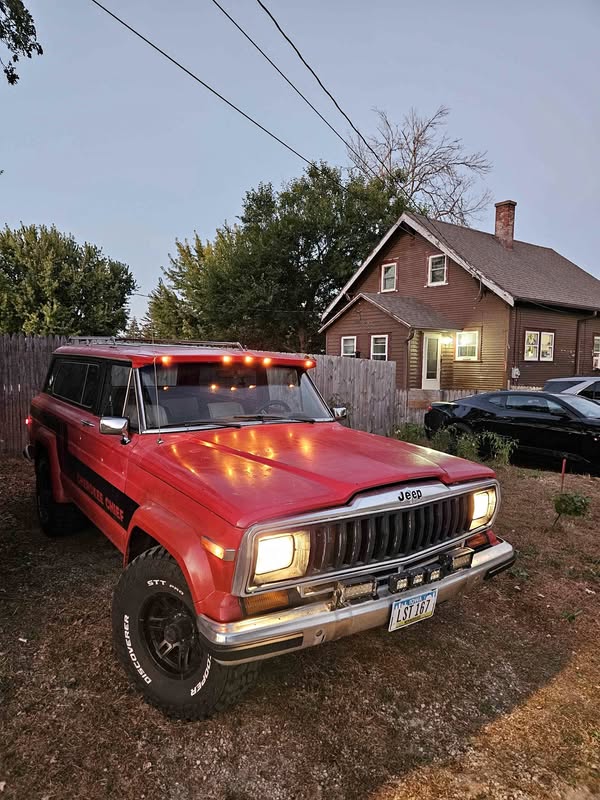 1982 Jeep Cherokee - SE Sport Utility 2D