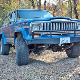 1981 Jeep cherokee chief wide body sport fsj