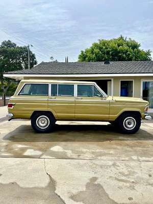 1971 Jeep Wagoneer - Sport Utility 4D