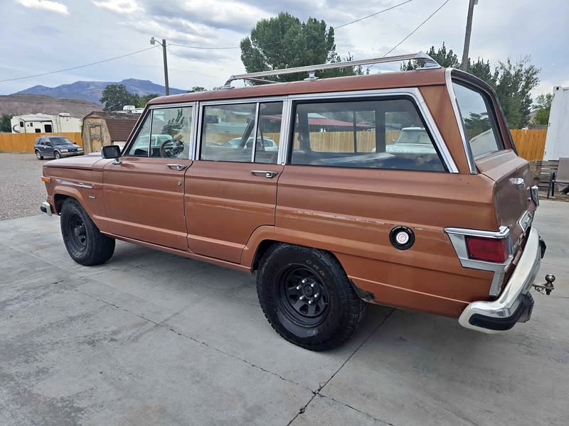1983 Jeep Wagoneer - Brougham