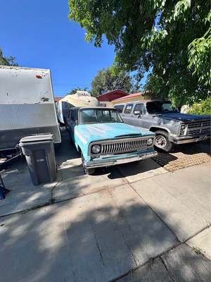 1967 Jeep Wagoneer