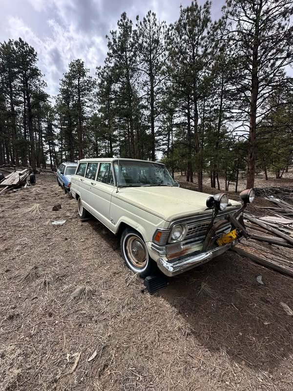 1970 Jeep Wagoneer