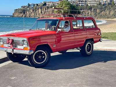 1972 Jeep Wagoneer Sport Utility 4D