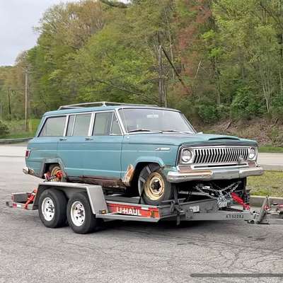 1970 Jeep Wagoneer